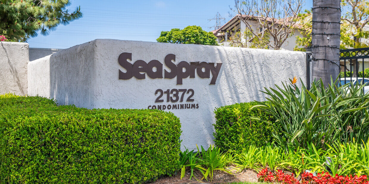 Seaspray Condos