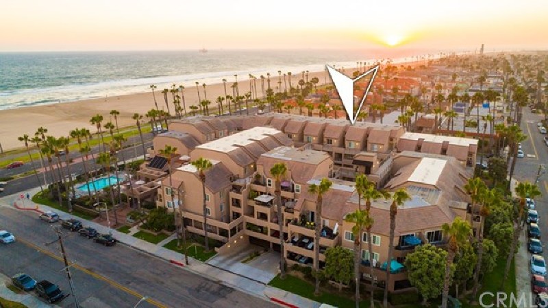 Pierhouse Condos for Sale