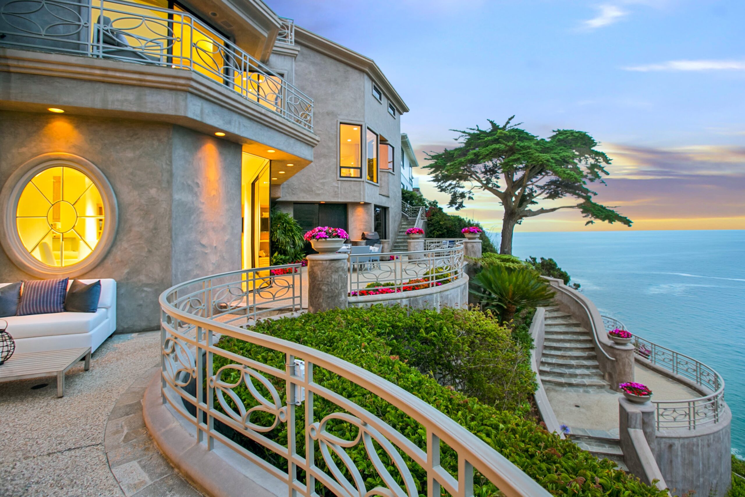 A Guide to Real Estate in Emerald Bay Prices and Properties