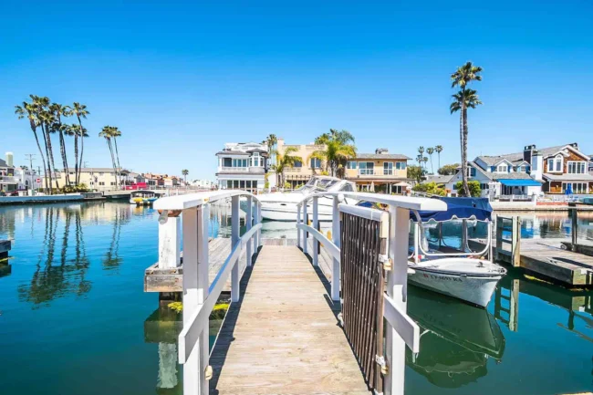 Finding a Laguna Beach Home with a Private Boat Dock