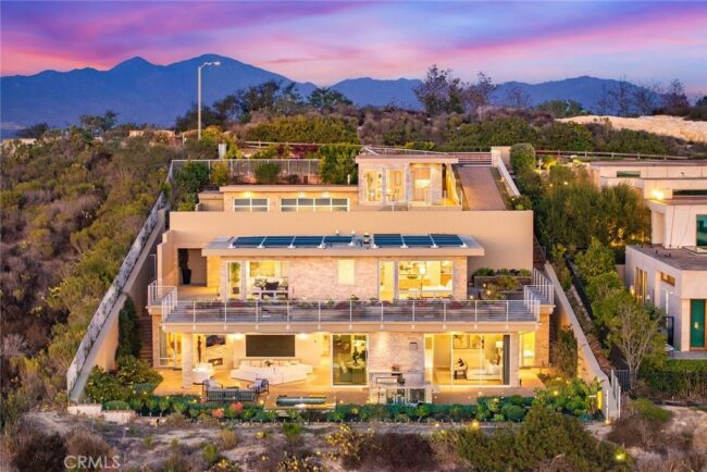 Mid-Century Homes in Laguna Hills Why They’re a Buyer’s Dream