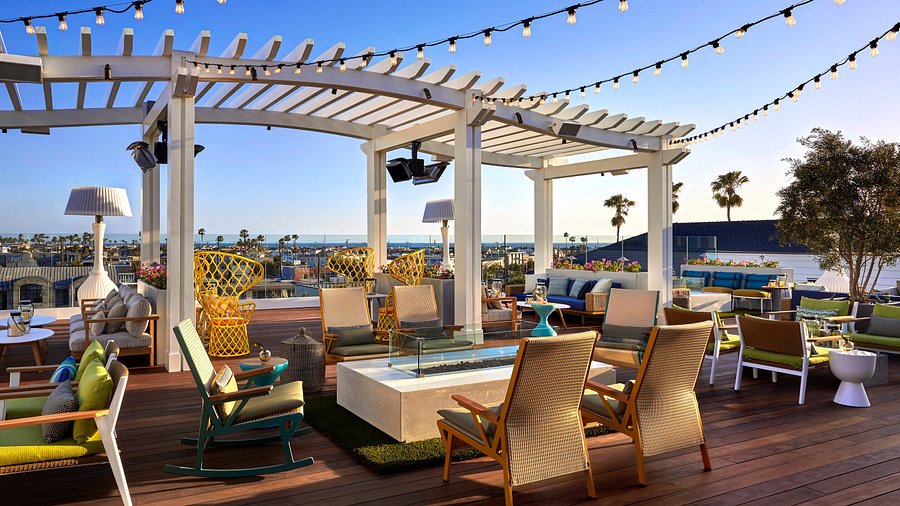 Newport Beach Vacation Homes Buy or Rent in 2025