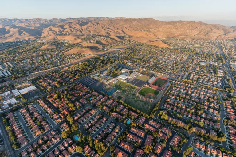 Top Laguna Hills Schools and Their Real Estate Impact