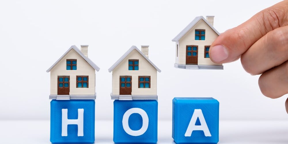 Understanding HOA Rules in Laguna Hills Communities- A Comprehensive Guide