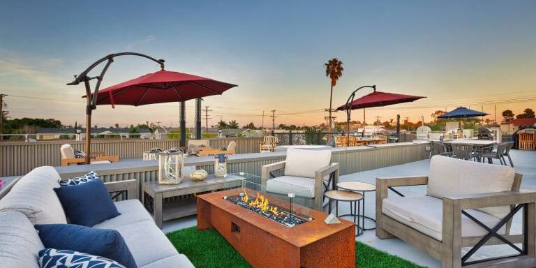 Exploring Seal Beach’s Hilltop for Family-Friendly Rentals