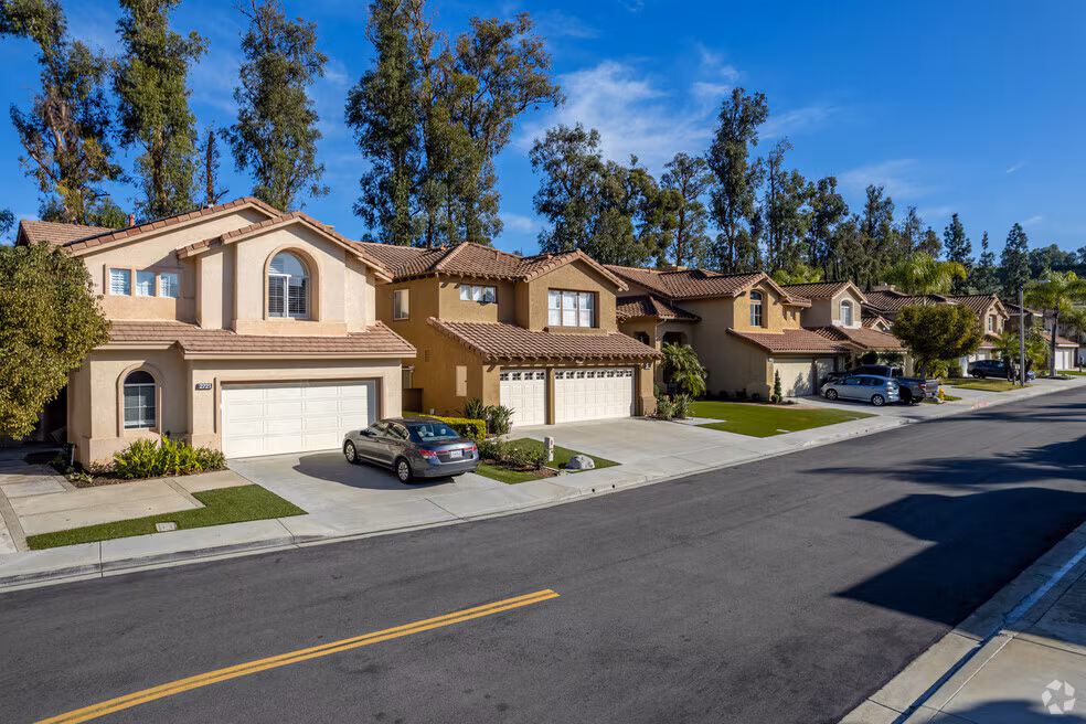 Living in Tustin Ranch- A Neighborhood Guide for Homebuyers