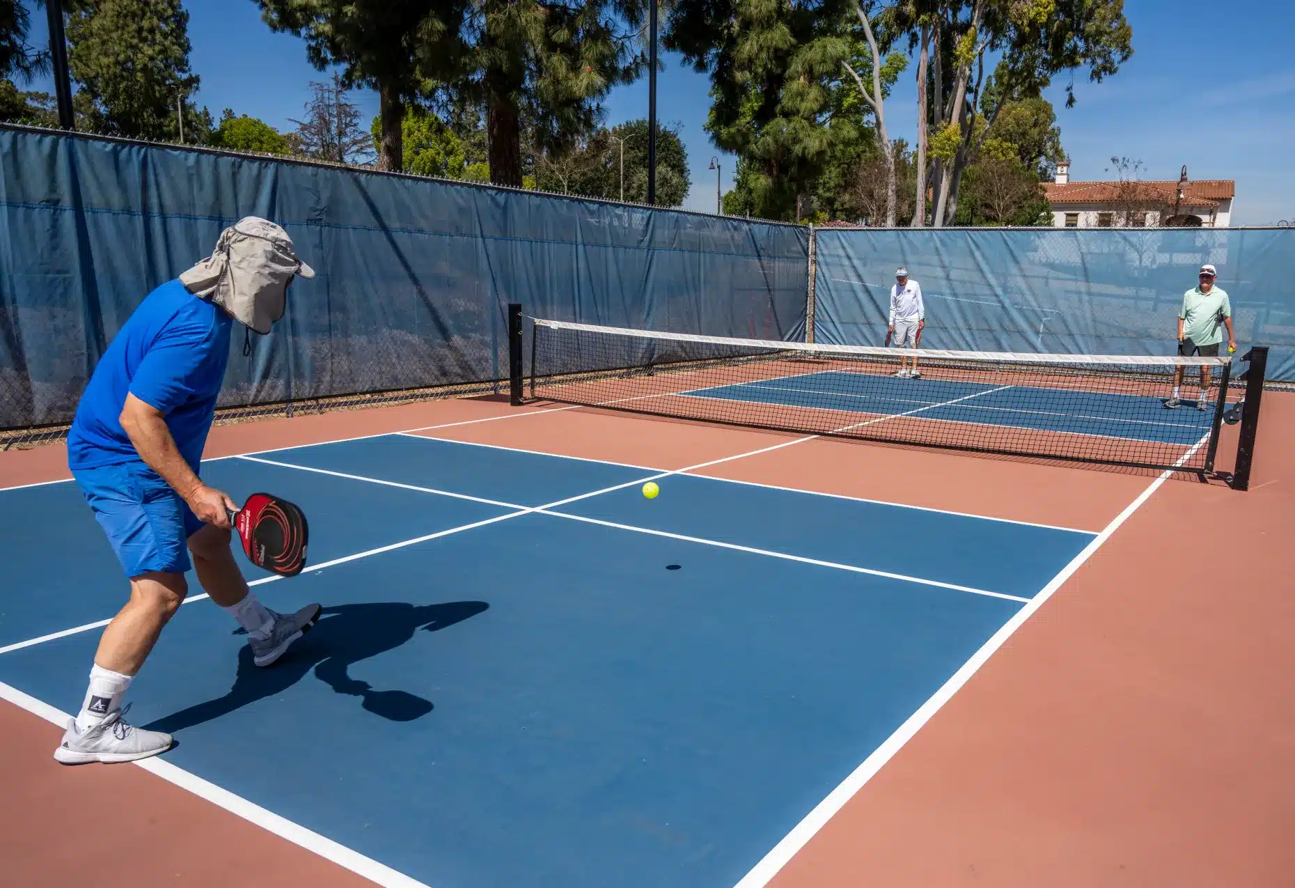 Why Retirees Choose Laguna Woods Over Other California Cities
