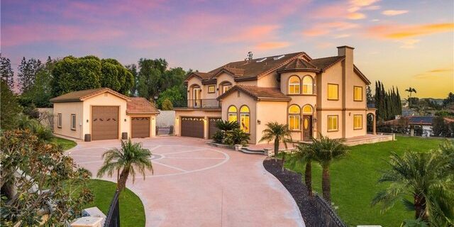 Is Now the Right Time to Buy a Home in Yorba Linda?