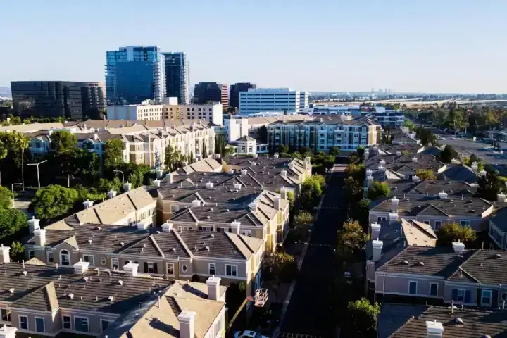Is Now a Good Time to Invest in Santa Ana Rental Properties?