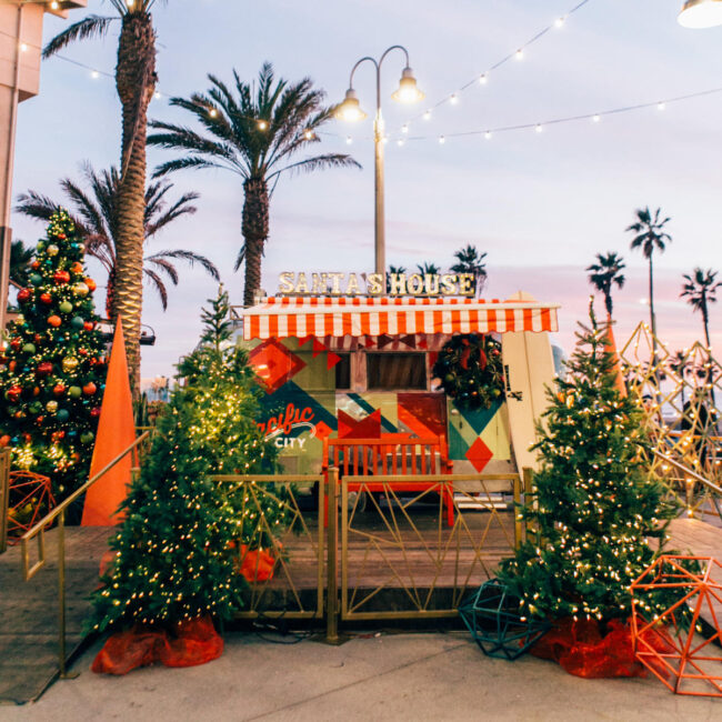 Celebrating Holidays in Huntington Harbor A Guide to Festive Fun in Huntington Beach Neighborhoods