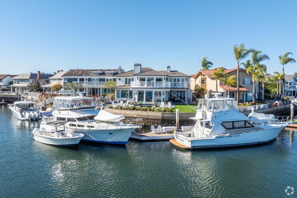 Embracing the Outdoors Outdoor Living Spaces in Huntington Harbor, Huntington Beach Homes