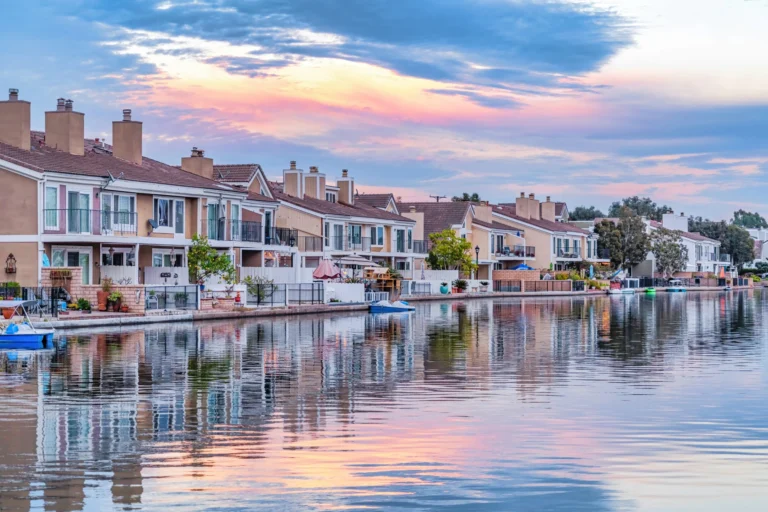 Exploring Huntington Harbour A Virtual Tour of Huntington Beach Real Estate Listings
