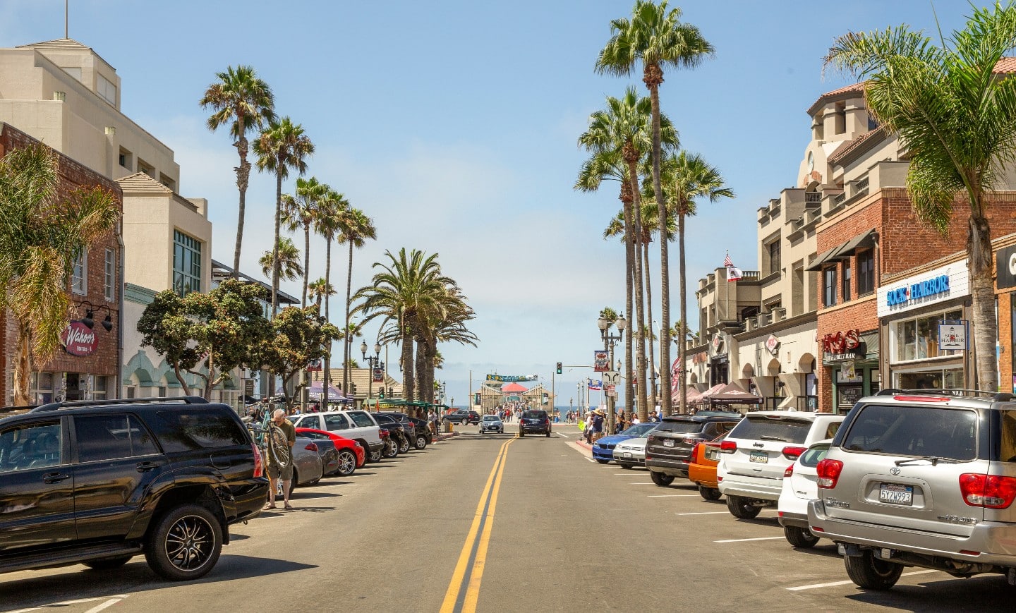 How Interest Rates Affect South Huntington Beach Buyers