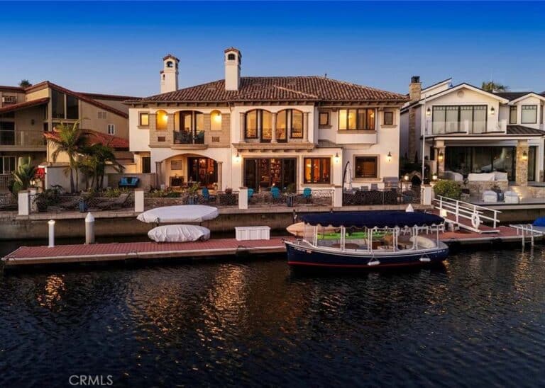 How to Build Equity in Huntington Harbor Huntington Beach Properties