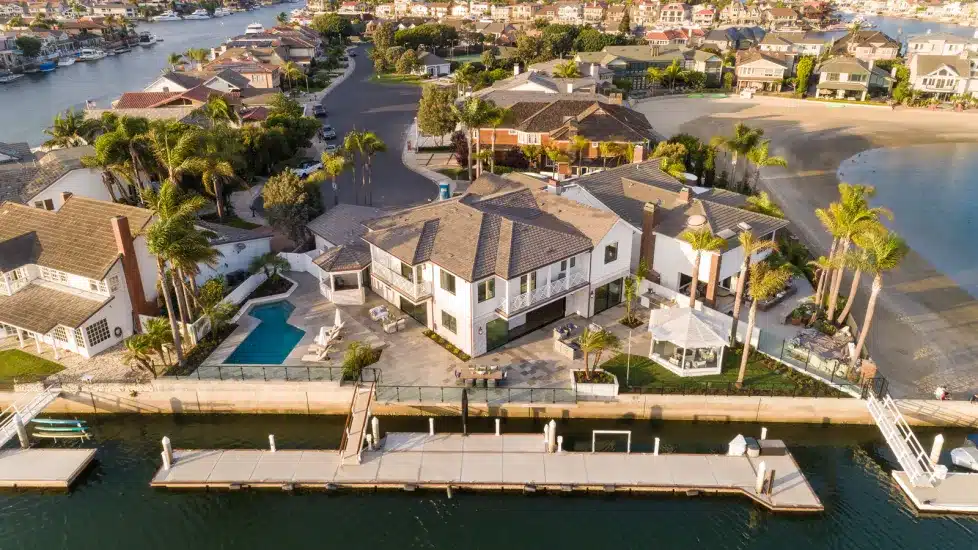 Luxury Condos in Huntington Harbor, Huntington Beach A Buyer’s Guide