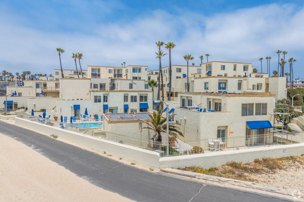 Relocating to Huntington Harbour A Comprehensive Real Estate Overview