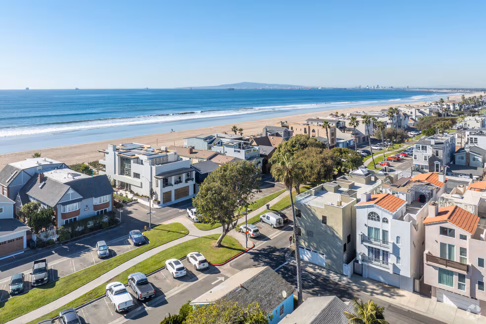 Unlocking Investment Opportunities in South Huntington Beach Properties