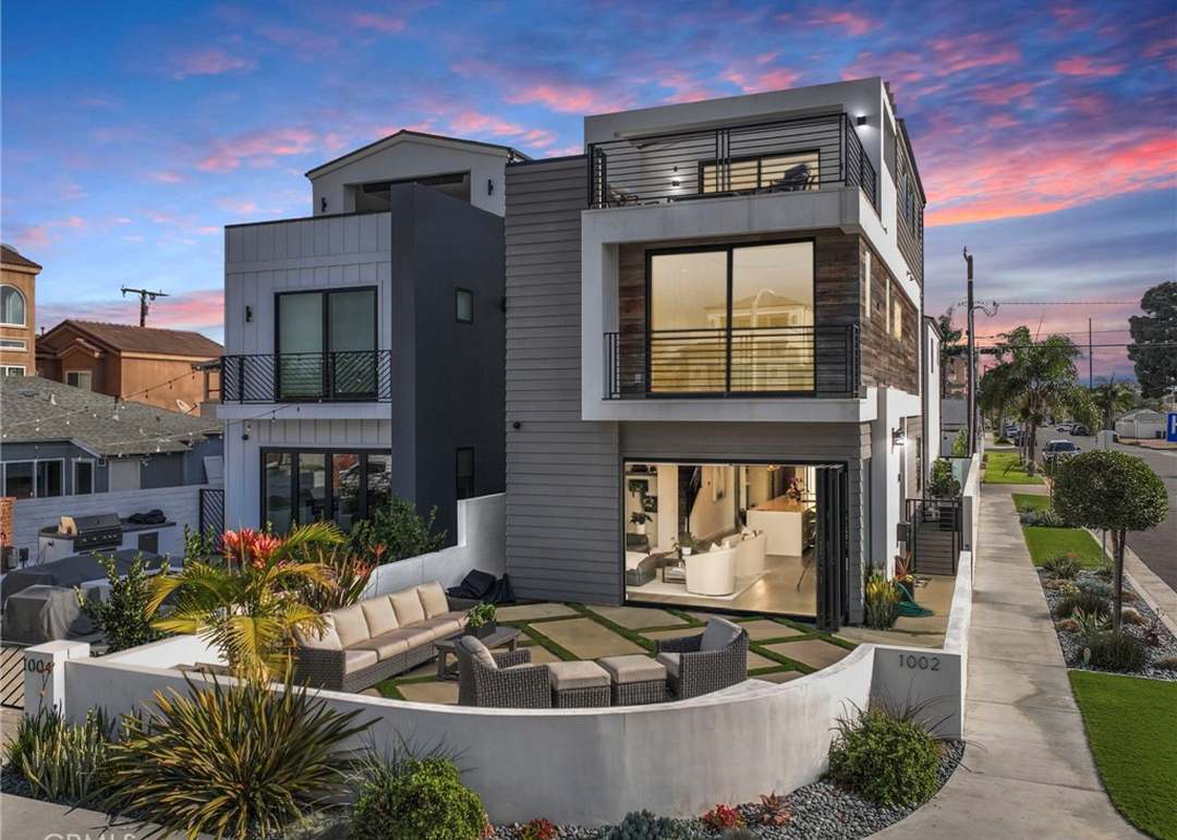Vacation Rentals vs. Long-Term Rentals in Seacliff, Huntington Beach Which is Right for You
