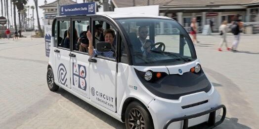 The Impact of Electric Vehicles on Seacliff Huntington Beach Homes