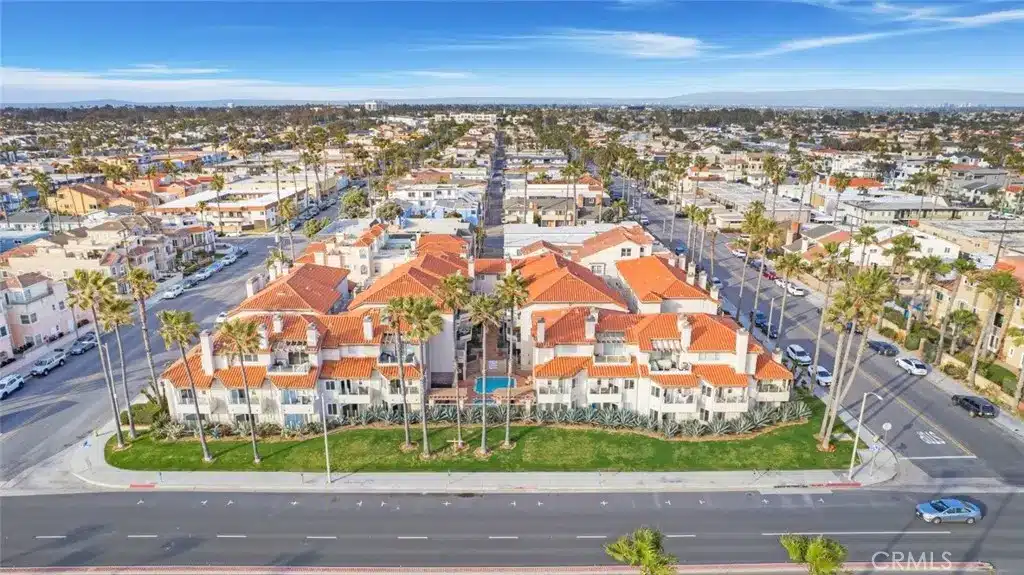 Top 10 Homes for Sale in Downtown Huntington Beach Right Now
