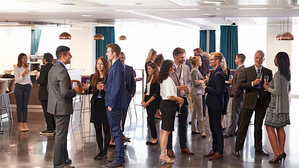 Exploring Real Estate Networking Events in Downtown Huntington Beach