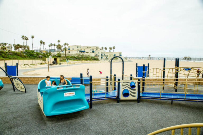 Family-Friendly Activities in Downtown Huntington Beach Neighborhoods A Guide to Surf City Fun