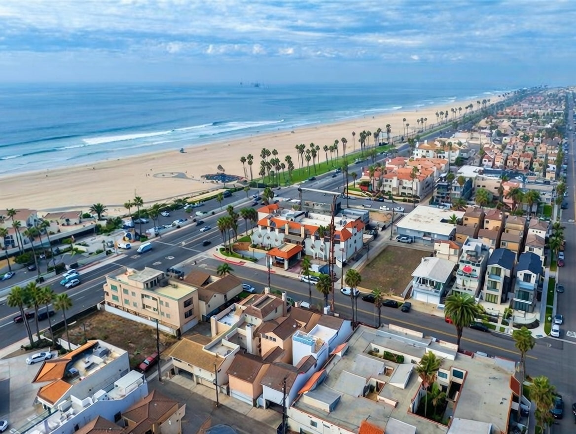 How Interest Rates Affect Downtown Huntington Beach Buyers