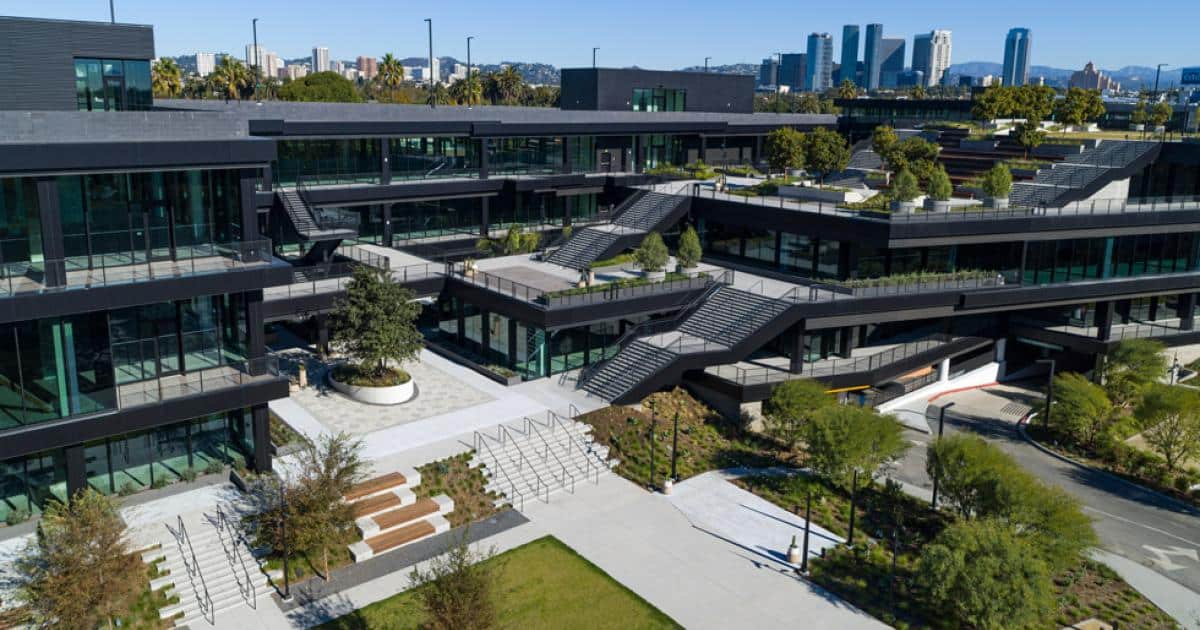 Best Practices in Sustainability Practices in Shopping Centers in Santa Ana, Orange County