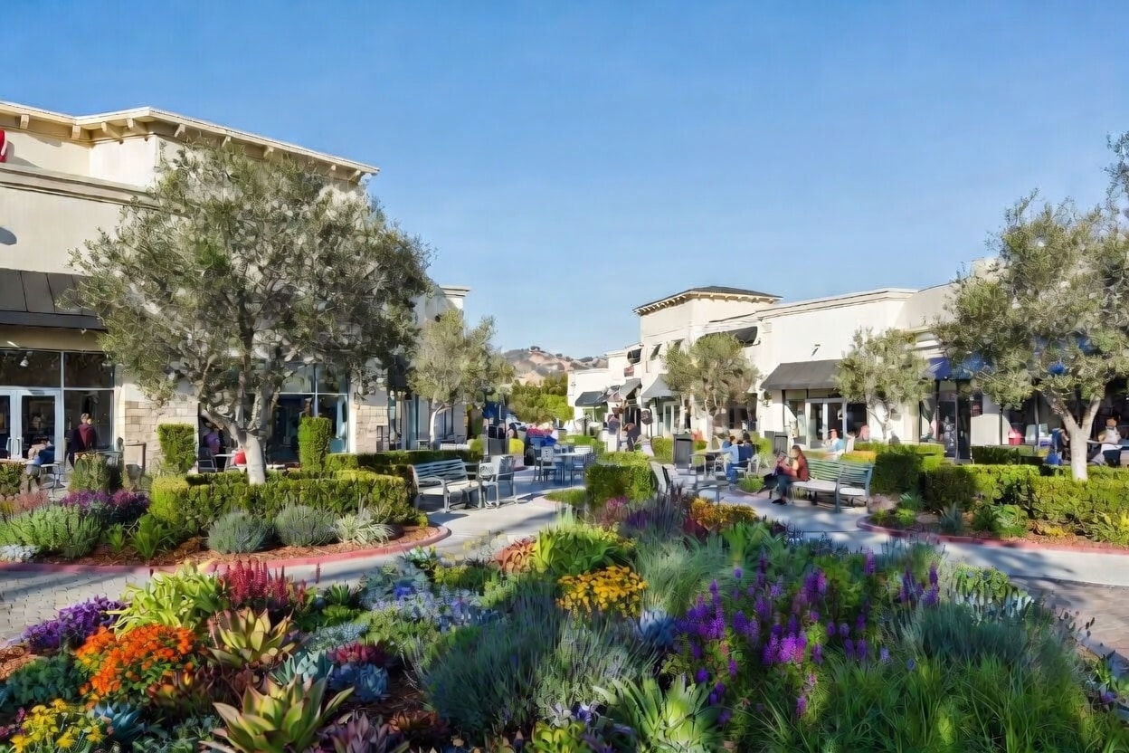 Effective Strategies for Landscaping in Retail Spaces in Mission Viejo, Orange County
